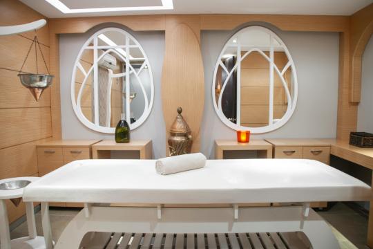 LINT MASSAGE SAUNA
