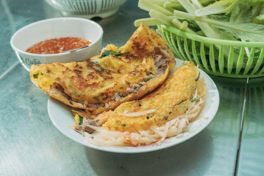 海芳 - 燕芽庄夜市小煎饼与越式煎饼店