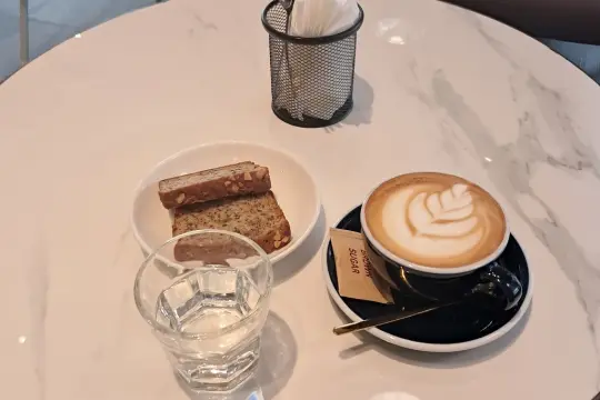 Quán La Viet Coffee (Nha Trang – 8 Lê Lợi)