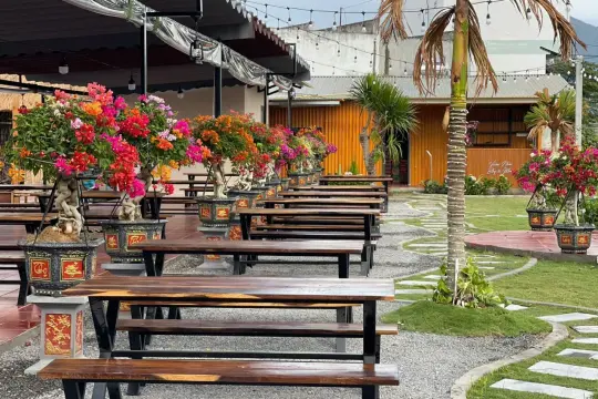 Vườn Nhà BBQ & Coffee