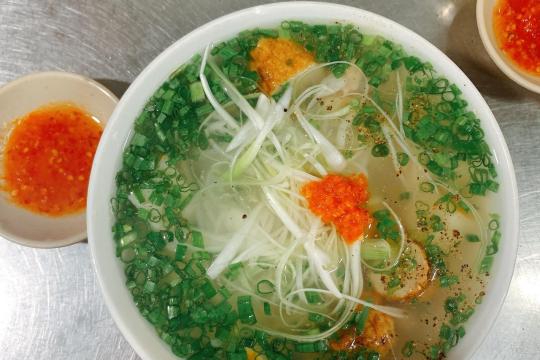 Co Ha's Banh Canh – 芽庄一家美味又实惠的餐馆