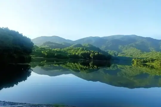 Làng Nhỏ – Hồ Láng Nhớt