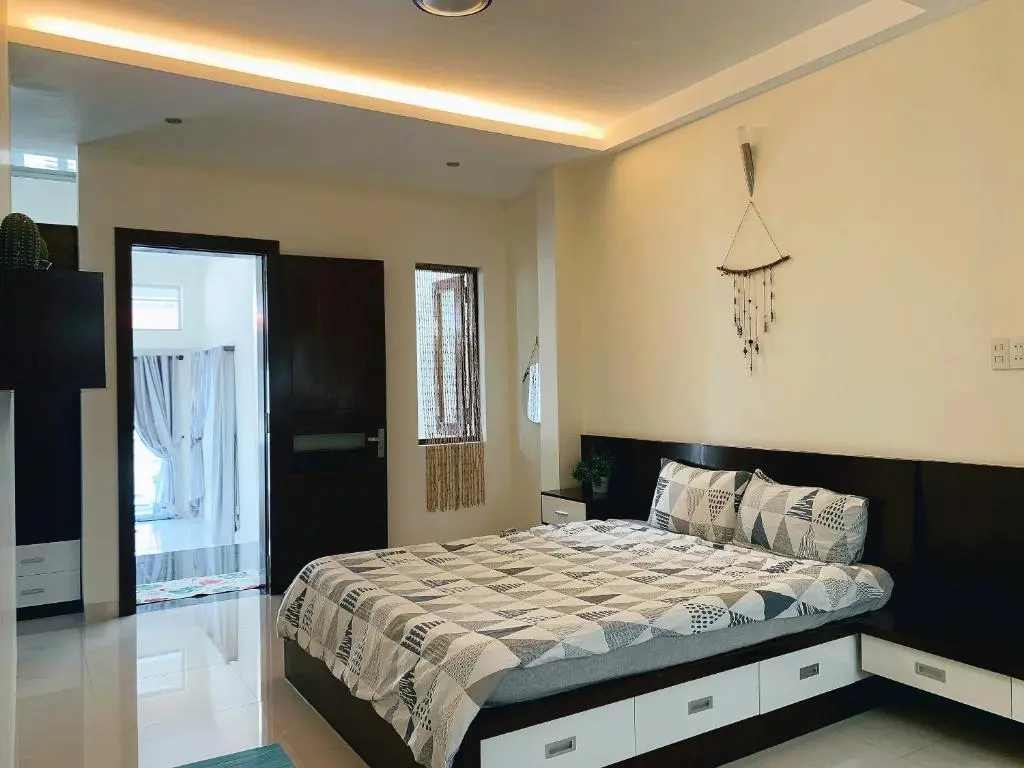 Phòng Deluxe (2 Người lớn + 1 Trẻ em)