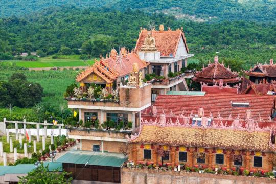 Pháp Viện Thánh Sơn