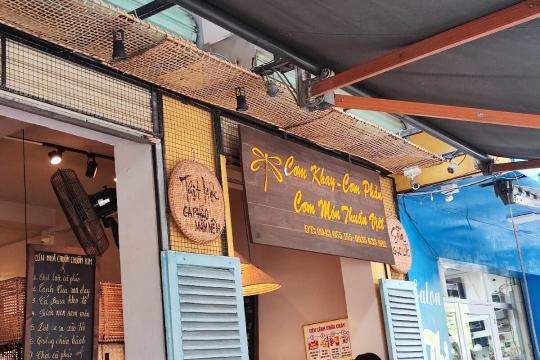 Chuon Chuon Kim 家常饭 – 芽庄美味的午餐地点