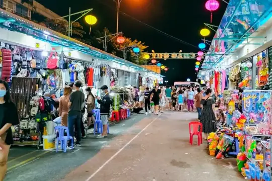 Chợ đêm Nha Trang