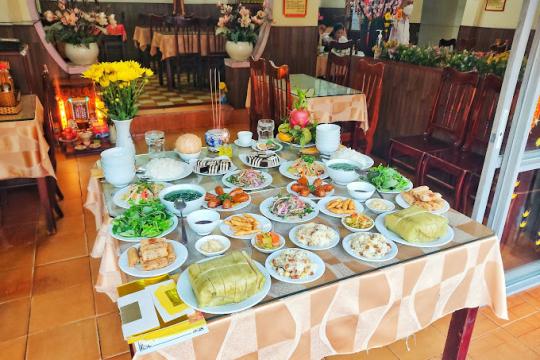 Co Tam Vegetarian Restaurant