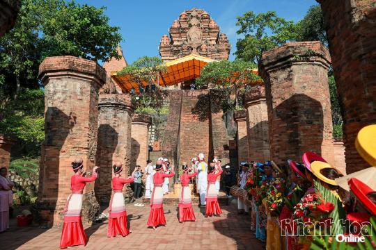 Tháp Bà Po Nagar
