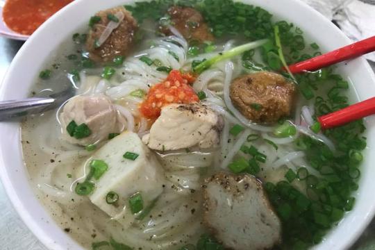 Co Ha's Banh Canh – 芽庄一家美味又实惠的餐馆