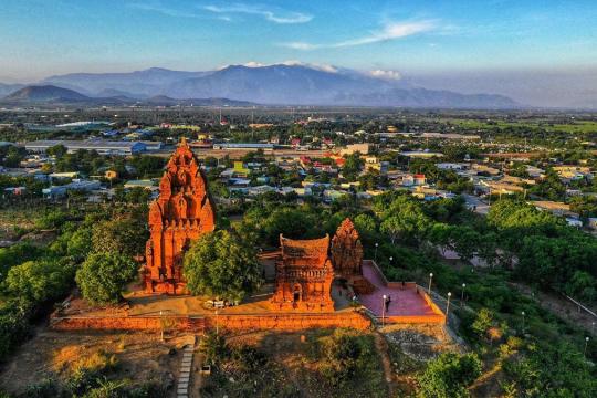Tháp Po Klong Garai