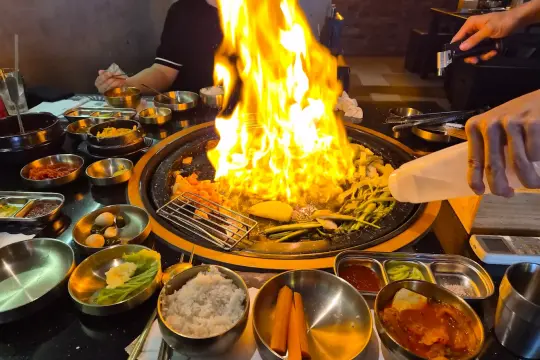 韩国料理餐厅 – Veteran餐厅