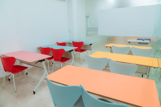Rainbow English Centre