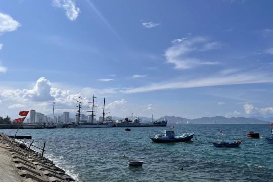 Bờ Kè Làng Chài Vĩnh Nguyên Nha Trang