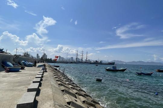 Bờ Kè Làng Chài Vĩnh Nguyên Nha Trang