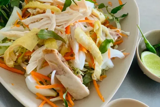 Gà Ngon Khánh Linh – Địa Điểm Thưởng Thức Gà Ngon Hấp Dẫn Tại Vạn Ninh, Khánh Hòa
