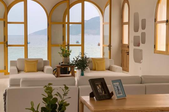 Isea By The Sea