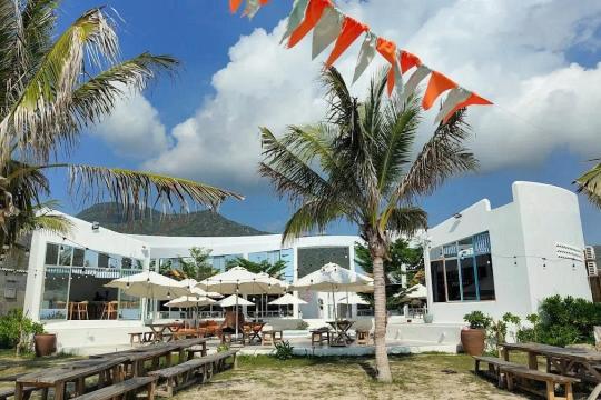 Isea By The Sea