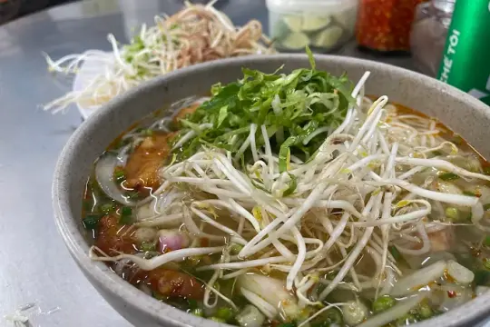Hai Cá鱼米线与米粉汤餐厅