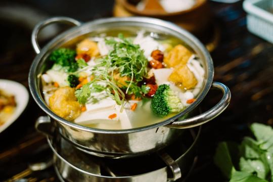 Trầm Tiệm Cơm Chay