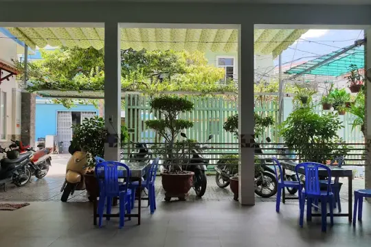 芽庄纸花咖啡馆