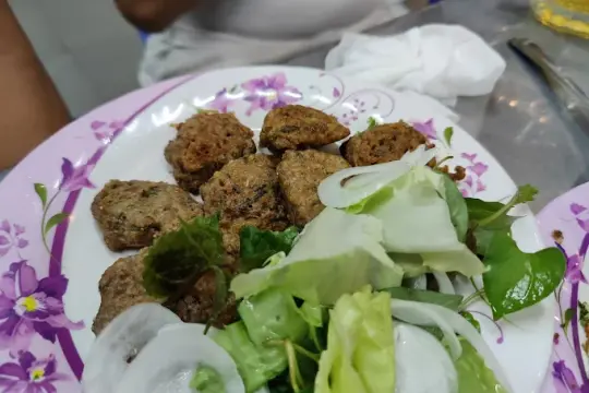 芽庄纸花咖啡馆