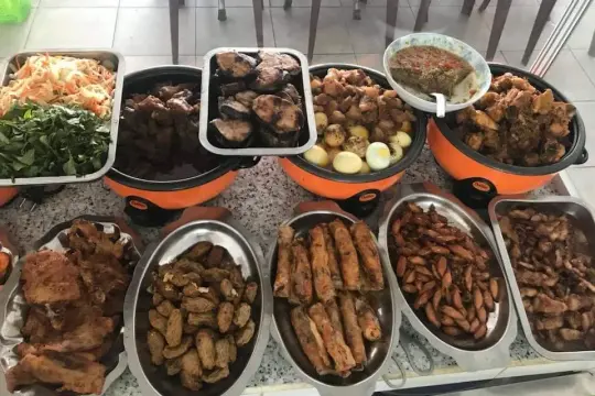 꼬바 식당