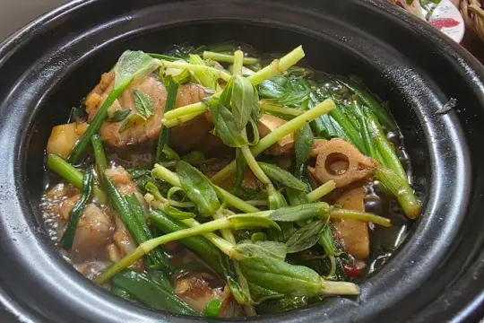 Cơm Niêu Đông Dương