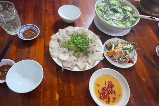 Cơm Niêu Đông Dương