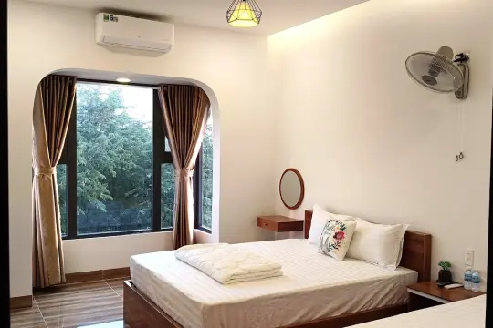 Khách Sạn Đức Chính 2
