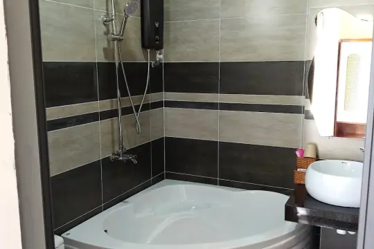 Khách Sạn Đức Chính 2