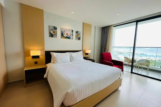 The KH Cam Ranh Nha Trang Beachside