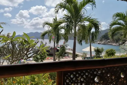 TheLight Coral Island Resort