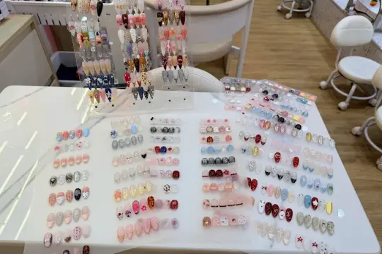 루미 럭스 네일 & 스파