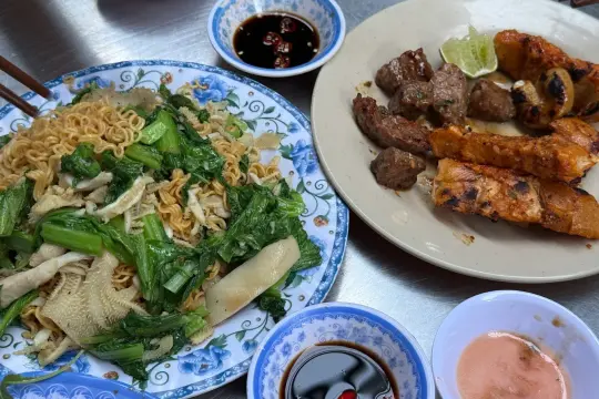 Bò Nướng Năm Quý