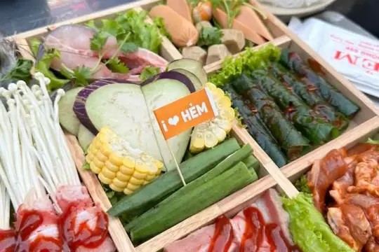 NHÀ HẺM 고깃집