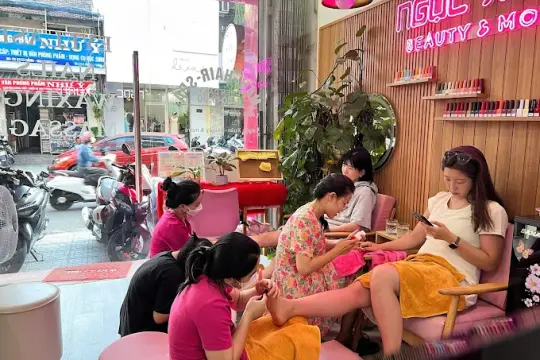 나트랑 응옥쑤언 뷰티 케어 센터