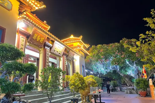 Sắc Tứ Kim Sơn Tự