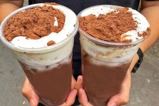 春琼奶茶