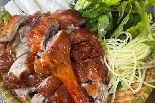랑선 항아리 오리구이 – 투엔 랑선 나트랑