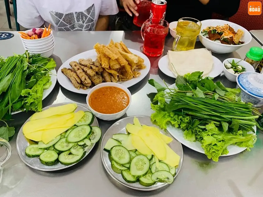 Nem Nướng Ninh Hòa – Đặc sản trứ danh xứ biển khiến ai cũng mê tít