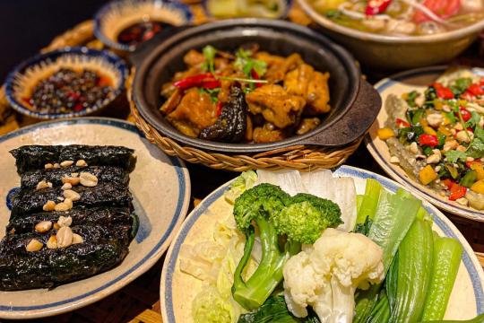 婆婆家饭店 (Tiệm cơm Bà Tôi - 奶奶的味道)