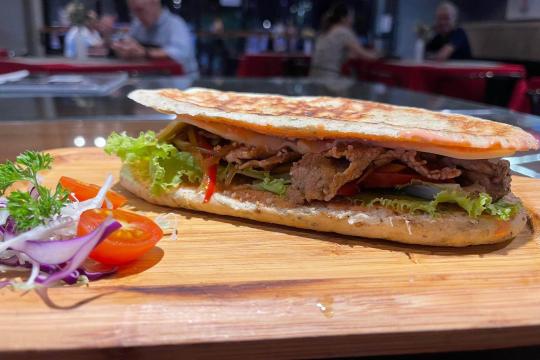 Anrizon Restaurant & Steakhouse