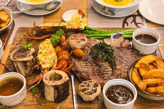 Johnny Steak House - Nha Trang