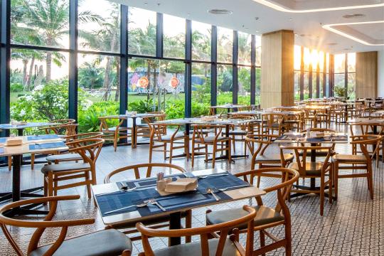 Coral Restaurant Cam Ranh