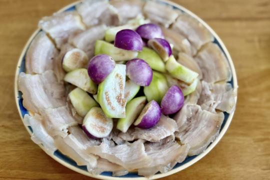 티엠껌 트엉 (Tiệm Cơm Thương - 정성이 담긴 집밥)