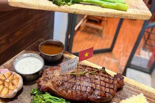 Johnny Steak House - Nha Trang