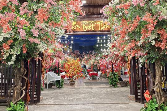 Nhà Hàng An Việt Thôn