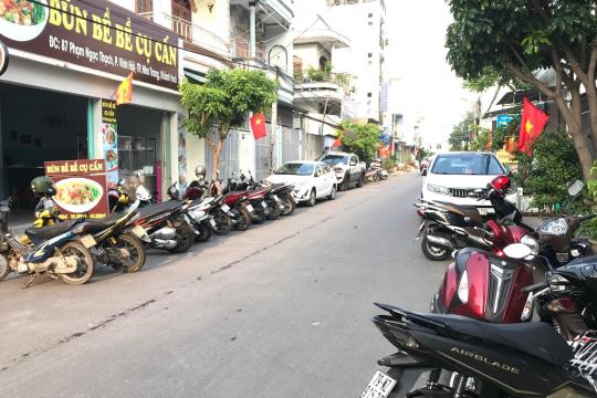 Cu Cấn Mantis Shrimp Noodle Soup Nha Trang