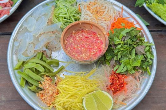 Cà-mèn - Cơm cá biển