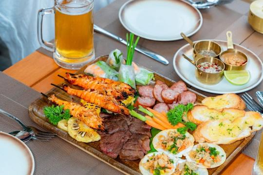FourSea - Coastal Dining & Coffee